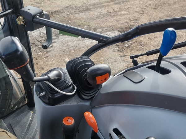 Chris Atkin & Son Ltd - New Holland T4.85 & Loader